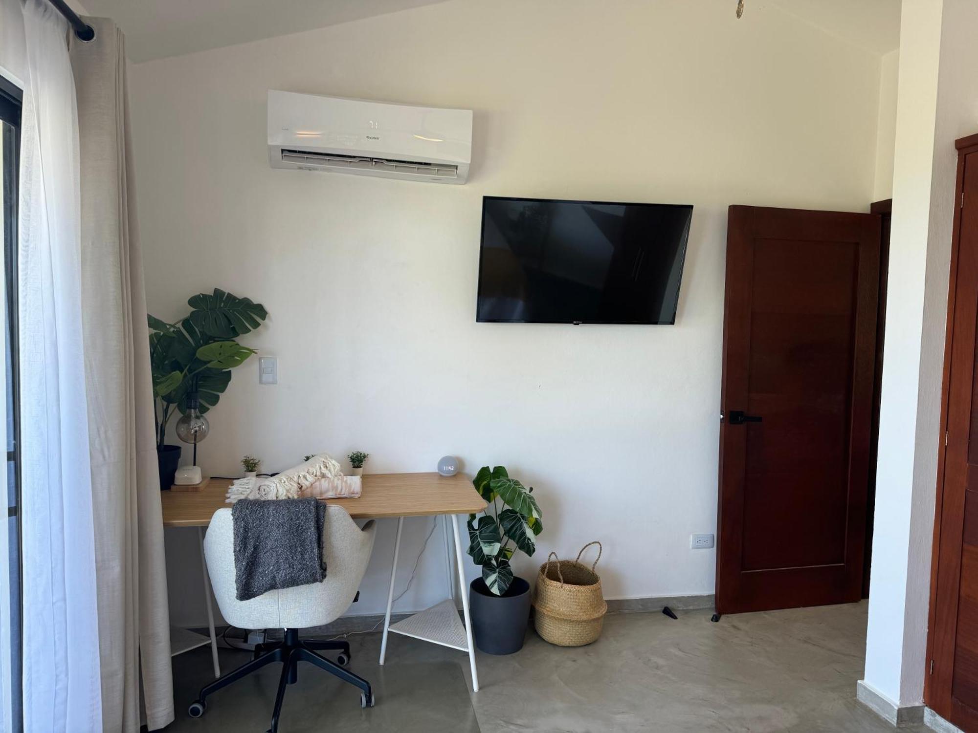 Catalina, Cabrera Oceanview Multi 2 Bd 2 Bath Condo Units With Balcony And Pool Luaran gambar