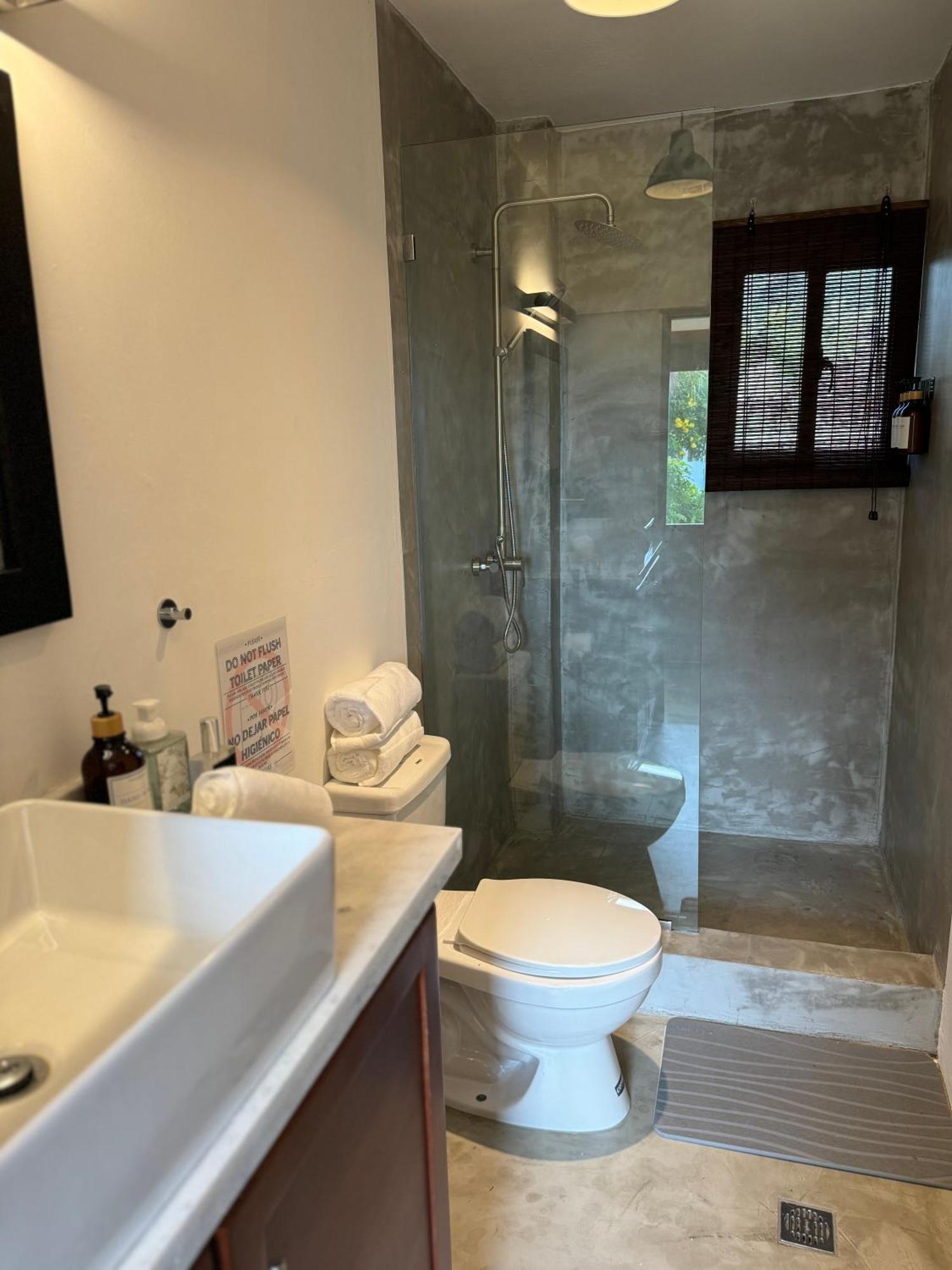 Catalina, Cabrera Oceanview Multi 2 Bd 2 Bath Condo Units With Balcony And Pool Luaran gambar