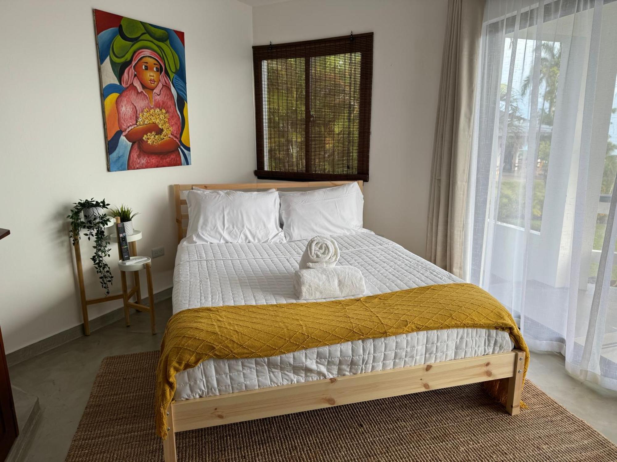 Catalina, Cabrera Oceanview Multi 2 Bd 2 Bath Condo Units With Balcony And Pool Luaran gambar